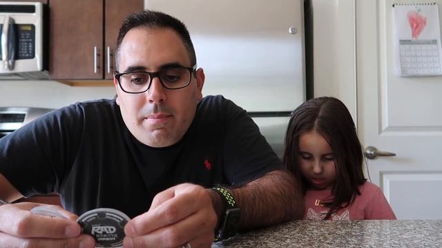 Really rad Robots - Review, Unboxing, Play | ThePlusSideOfThings смотреть онлайн