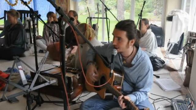 Гаятри Деви. Киртаны. Мантры. Бхакти Марга. Дмитрий Альвар и друзья смотреть онлайн