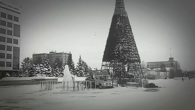 Ёлочка осыпалась смотреть онлайн