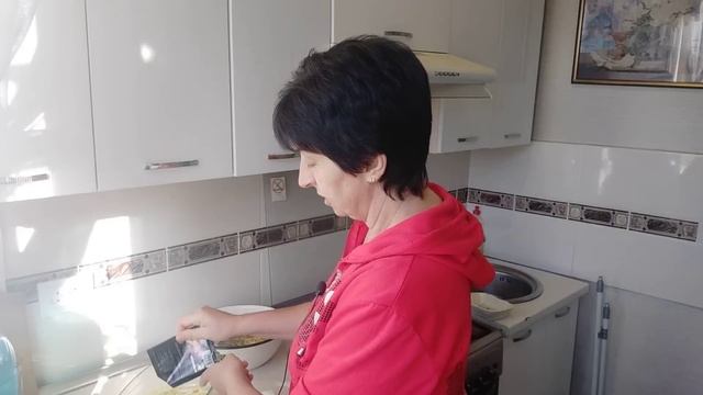 Толстолоб в духовке/В гости сейчас мало ходят смотреть онлайн