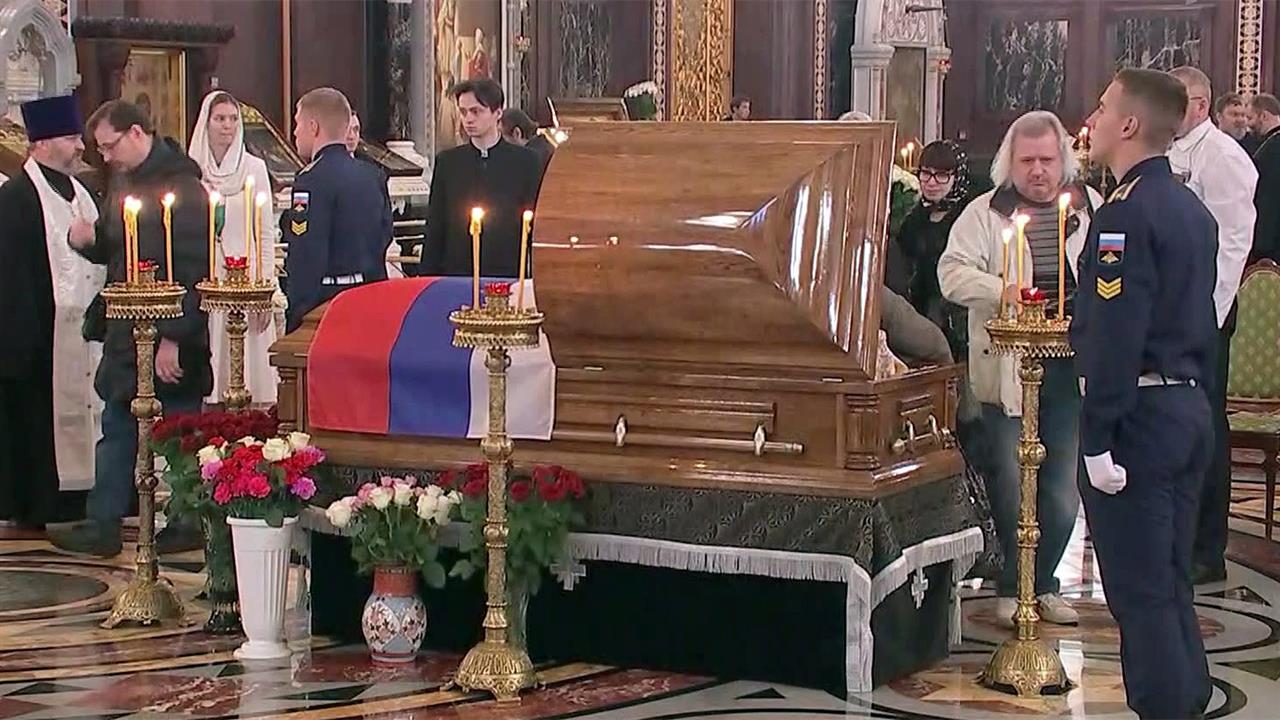 Васильеву похоронили