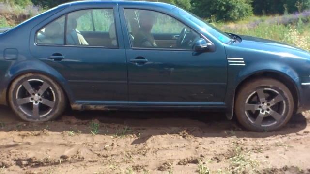 Буксуем на vw Bora)) смотреть онлайн