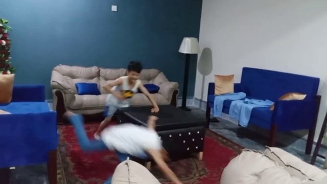 Cochlear implanted kids life/Meet with a cochlear implanted kid for motivation n encouragement смотреть онлайн