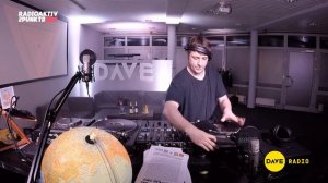 DAVE RADIO I KOSMONAUTEN FM