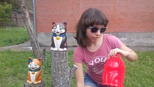 Дачные скульптуры.