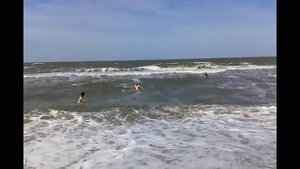 Азовское море. Большие волны перед штормом.