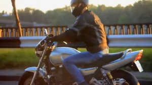 Yamaha XJR 1200 (sunrise)