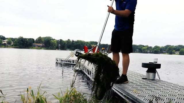 Biggest 3-in-1 Aquatic Weed Raker, Skimmer & Collector | Rake Zilla | Best Lake Rake Guaranteed! смотреть онлайн