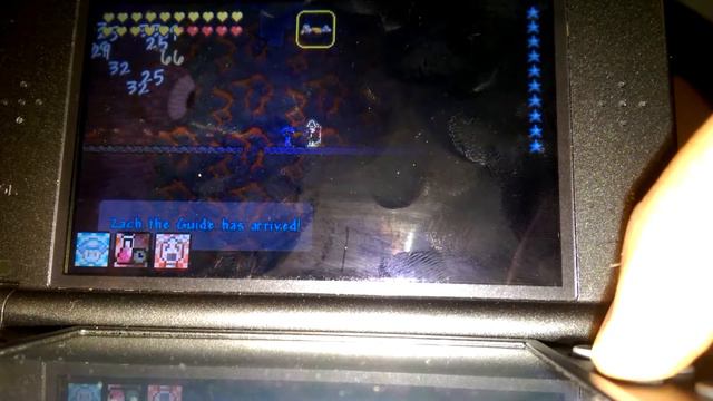 Terraria 3DS - Fighting The Wall Of Flesh