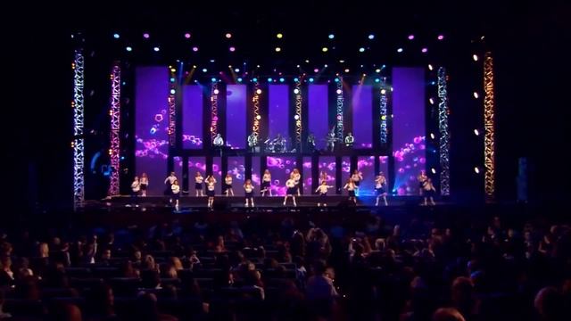 Детский хор Великан. История. Эпизод 12. Енот смотреть онлайн