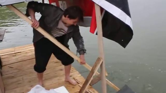 Сплав на плоту. Первый выплыв.
