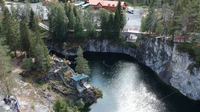 Карелия. Горный парк Рускеала, А зори здесь тихие, Карельский зоопарк. День 2