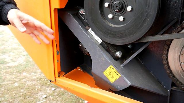 Универсальная жатка для уборки подсолнечника. Лучшее для уборки смотреть онлайн