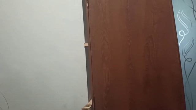 Установка межкомнатных дверей на монтажную пену. Проверю сколько лет они продержатся. смотреть онлайн