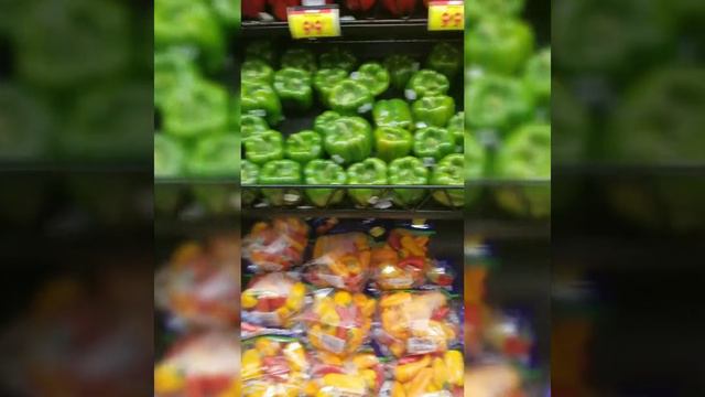 Kroger's and Ingles battle empty shelves, coronavirus смотреть онлайн