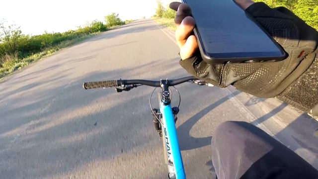 ВЫЖАЛ МАКСИМАЛКУ на ВЕЛОСИПЕДЕ!