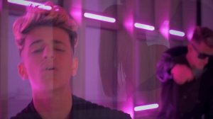 Adexe y Nau - Si tú te vas (Videoclip Oficial)