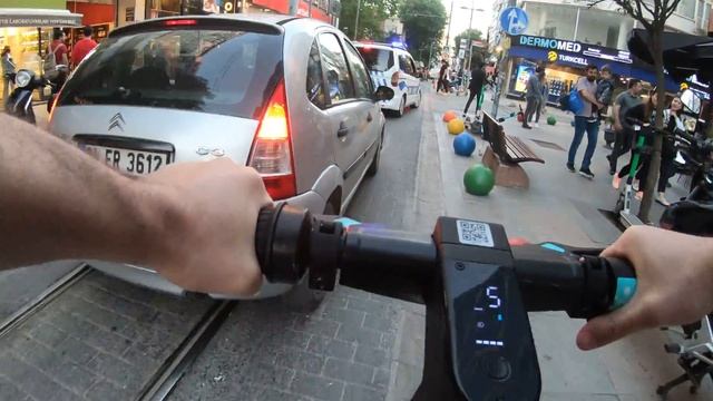 "BinBin" Ninebot MAX Plus Electric Scooter To Rent - Istanbul Kadıköy (Environment Sound Only) 4K смотреть онлайн