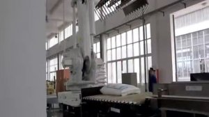 Автоматическая фасовка крахмала в готовый мешок 25 кг с паллетированием