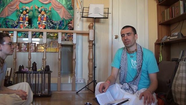 Арджуна Кришна пр. КИРТАН, игра на караталах и мриданге. Правила АРАТИ . Екатеринбург, 05.04.2015