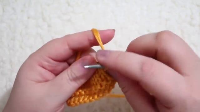 ВЯЗАНИЕ СПИЦАМИ .КАК ПРИБАВИТЬ ПЕТЛИ . НЕЗАМЕТНЫЕ ПРИБАВКИ. МАСТЕР КЛАСС ДЛЯ НАЧИНАЮЩИХ. смотреть онлайн