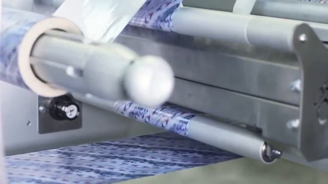 Упаковка хлебцев на итальянском упаковочном оборудовании SR 500 производства SIGITASPAK