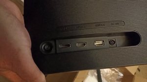 Розпаковка монітора Самсунг ls24c330gaixci