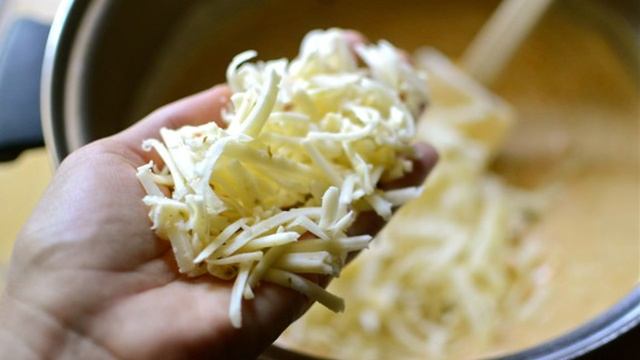 Закуска сырная на чипсах