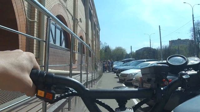 Не спеша по городу ) смотреть онлайн