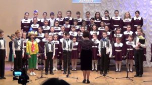 "Да здравствует сюрприз" муз. М. Минкова, сл. Ю. Энтина Хор средних классов ДМШ № 9