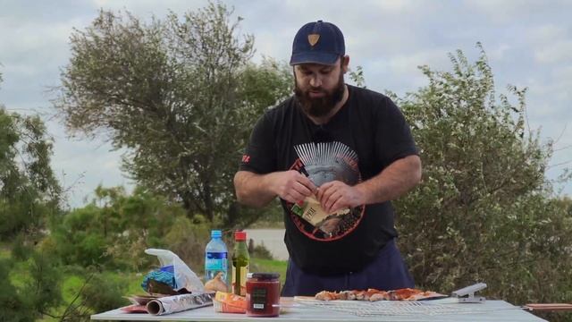 Дагестан. Кухня на берегу. Скумбрия на мангале за 15 минут смотреть онлайн
