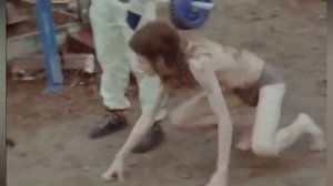 На районе суета