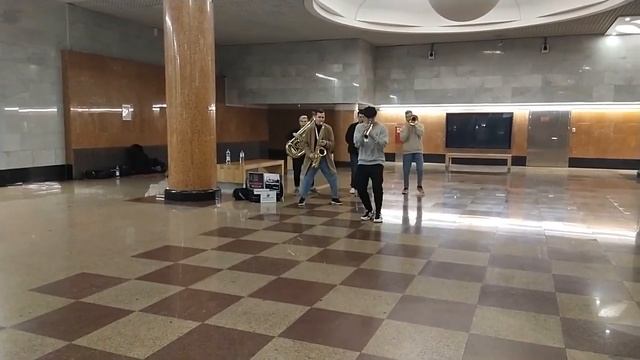 метро Парк победы смотреть онлайн