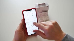 iPhone и Samsung Galaxy Buds+