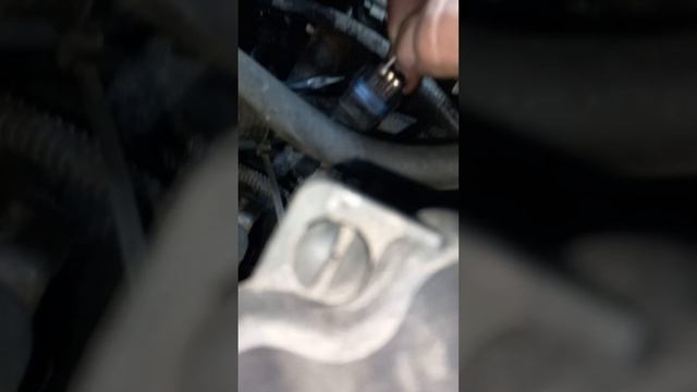 Citroen C5,2005 .The car sometimes shuts off while driving.Fuel rail pressure sensor. P0192. смотреть онлайн