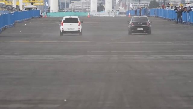 KIA PICANTO BLANCO VS SAIL NEGRO смотреть онлайн