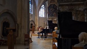 Luxembourg: Bach in the subways 2024 - BWV 1056 Fa mineur (2ème mouvement) - Eleonora Bernardin