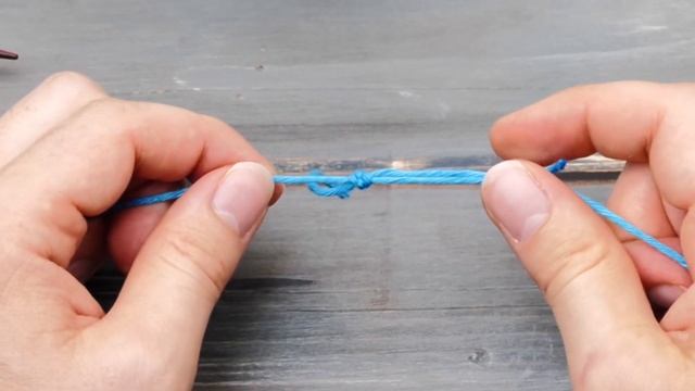 How to: The Magic knot in knitting - the easiest way to join yarn смотреть онлайн