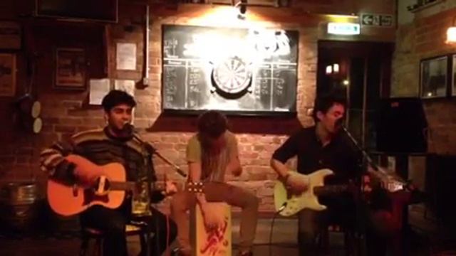 Dynamite Girl (with cajon) - Indian Summer смотреть онлайн