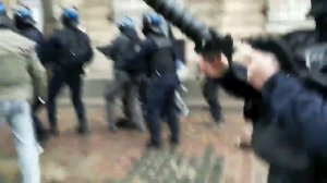 Bavure Policiere - Acte VII : menace au flashball sur un journaliste - ROUEN, 29/12/2018