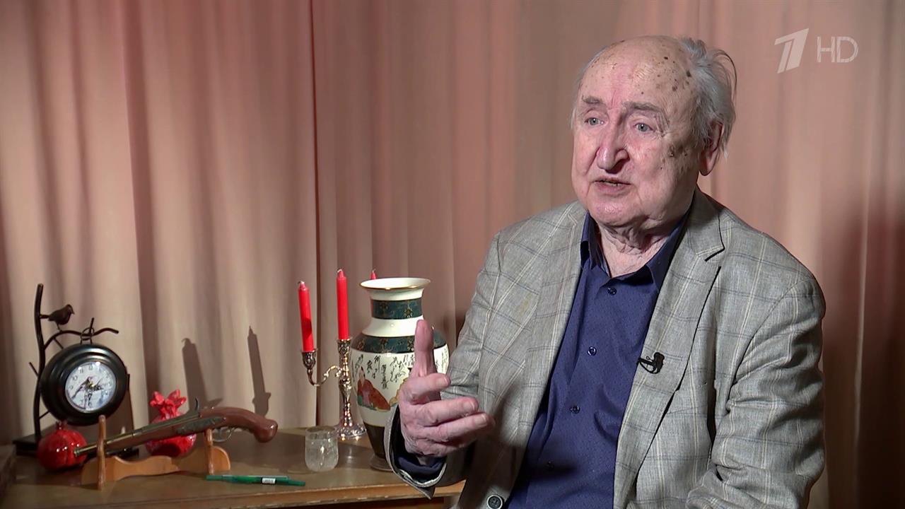 Режиссеру фильмов "Тени исчезают в полдень" и "Вечный зов" Валерию Ускову исполнилось 90 лет