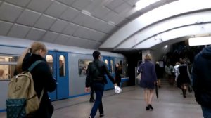 Станция метро Сходненская, Электропоезда 81-760 Ока