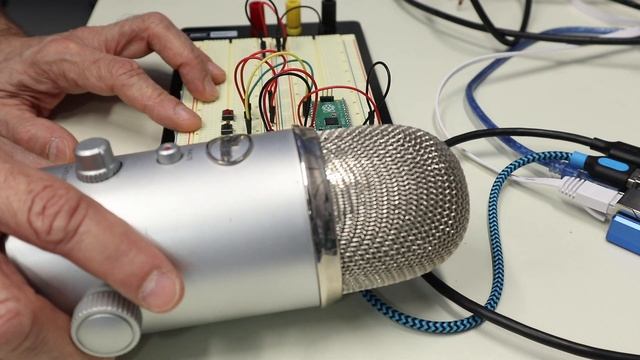 CircuitPython with Raspberry Pi Pico - Getting Started