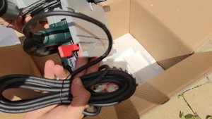 Unpacking / unboxing circular saw Metabo KS 66 FS 601066000