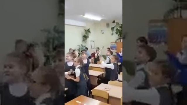 Праздник первой оценки. 2А СОШ 191 г.Новосибирск 30.10.2017(3) смотреть онлайн