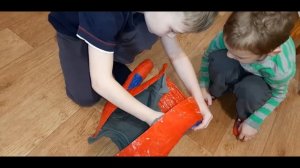 Very cool costume Spiderman!Сделали очень классный костюм человека паука!