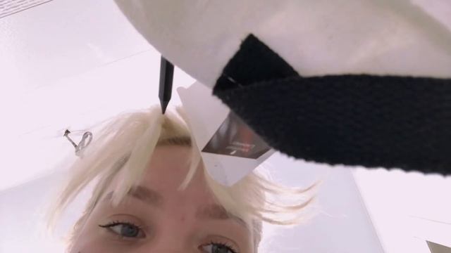 покрасила волосы в красный | беды с головой, смена прически смотреть онлайн