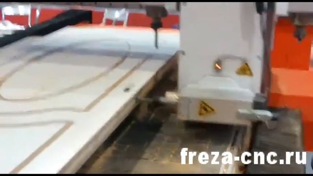 Фрезеруем замки и петли при помощи станка с ЧПУ, Часть 1 смотреть онлайн