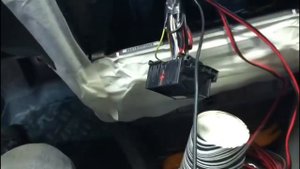 Ford Focus 2 Сабвуфер под сиденье от штатного головного устройства