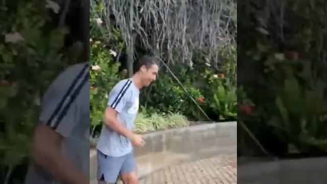 Криштиану Роналду спринт-бег в гору. Cristiano Ronaldo fast sprint run training. Georgina Rodríguez